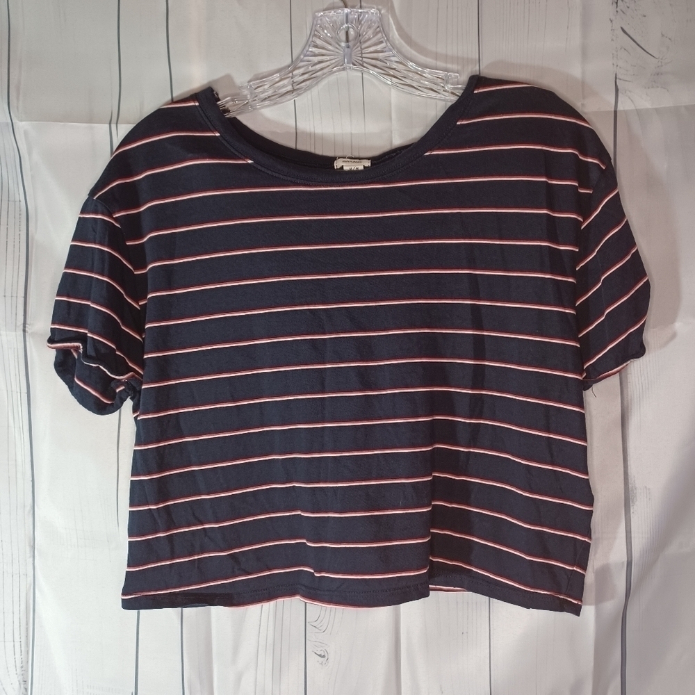 Garage striped crop top
